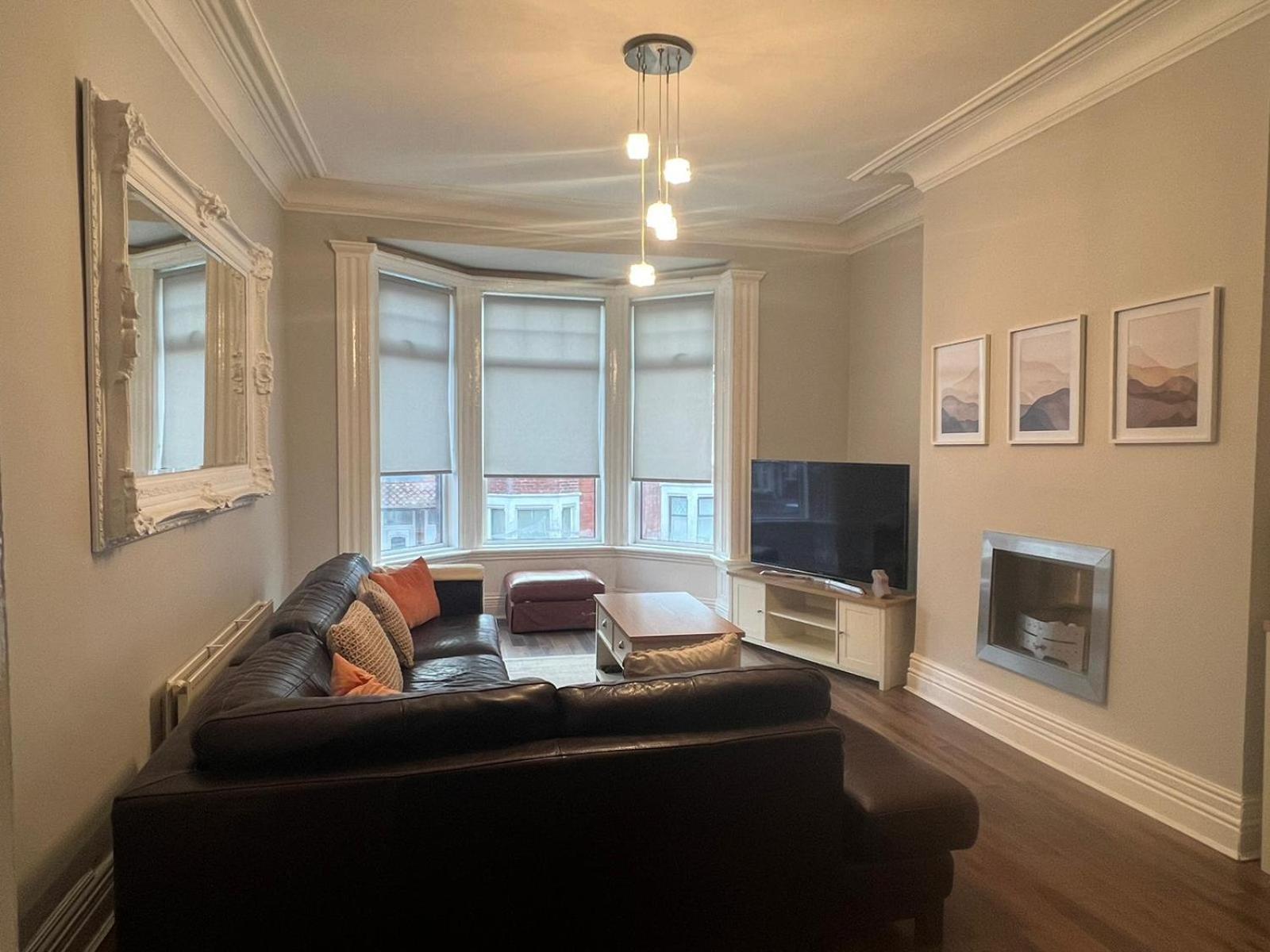 3 Bedroom Property Close To Beach South Shields Eksteriør billede