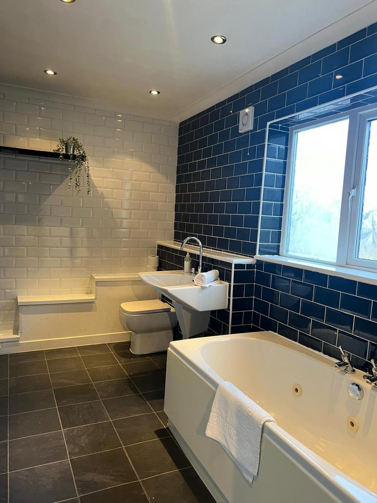 3 Bedroom Property Close To Beach South Shields Eksteriør billede